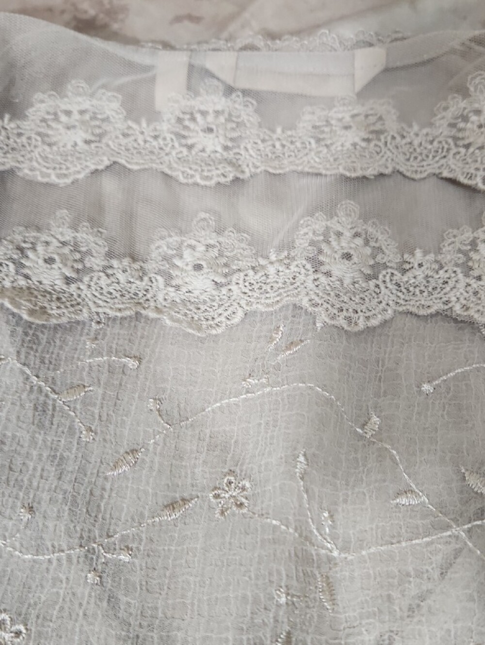 Soft Surroundings Light Taupe/Gray Lace Overlay Tunic Top - Picture 9 of 16